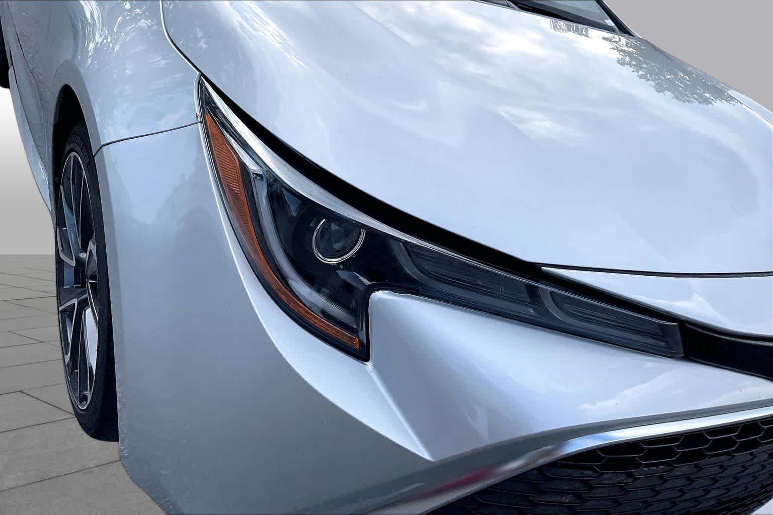 Used 2019 Toyota Corolla XSE FWD image 25