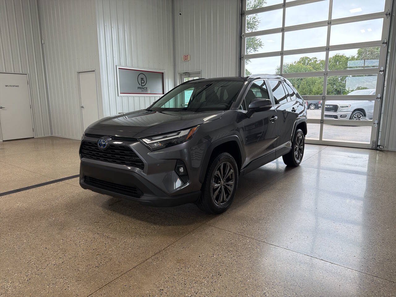Used 2023 Toyota RAV4 XLE Premium AWD/4WD image 2