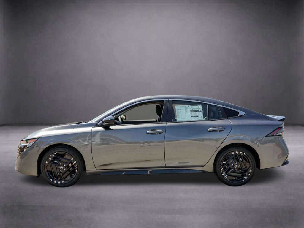 New 2027 Nissan Sentra SR FWD image 8