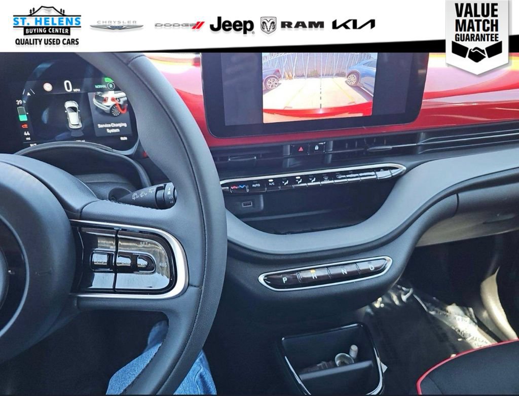 Used 2024 FIAT 500 e (RED) FWD image 19