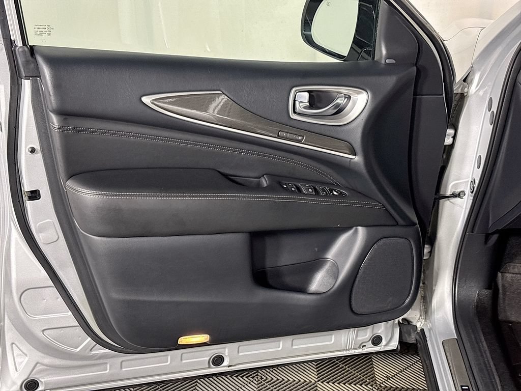 Used 2018 INFINITI QX60 Luxe w/ Premium Plus Package AWD/4WD image 10