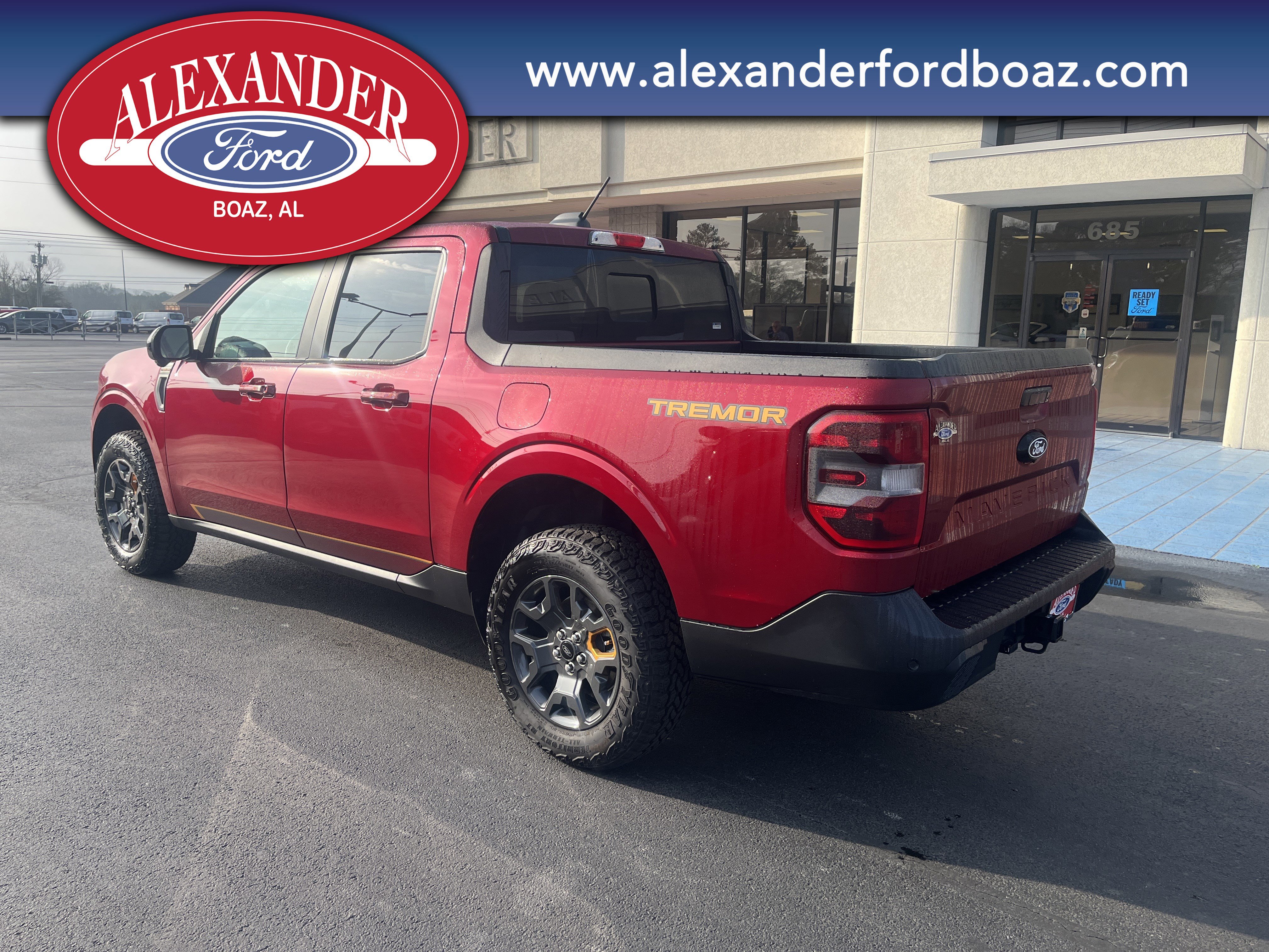 New 2025 Ford Maverick Tremor image 2