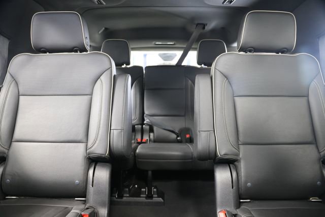 Used 2021 GMC Yukon XL SLT w/ SLT Premium Package AWD/4WD image 41