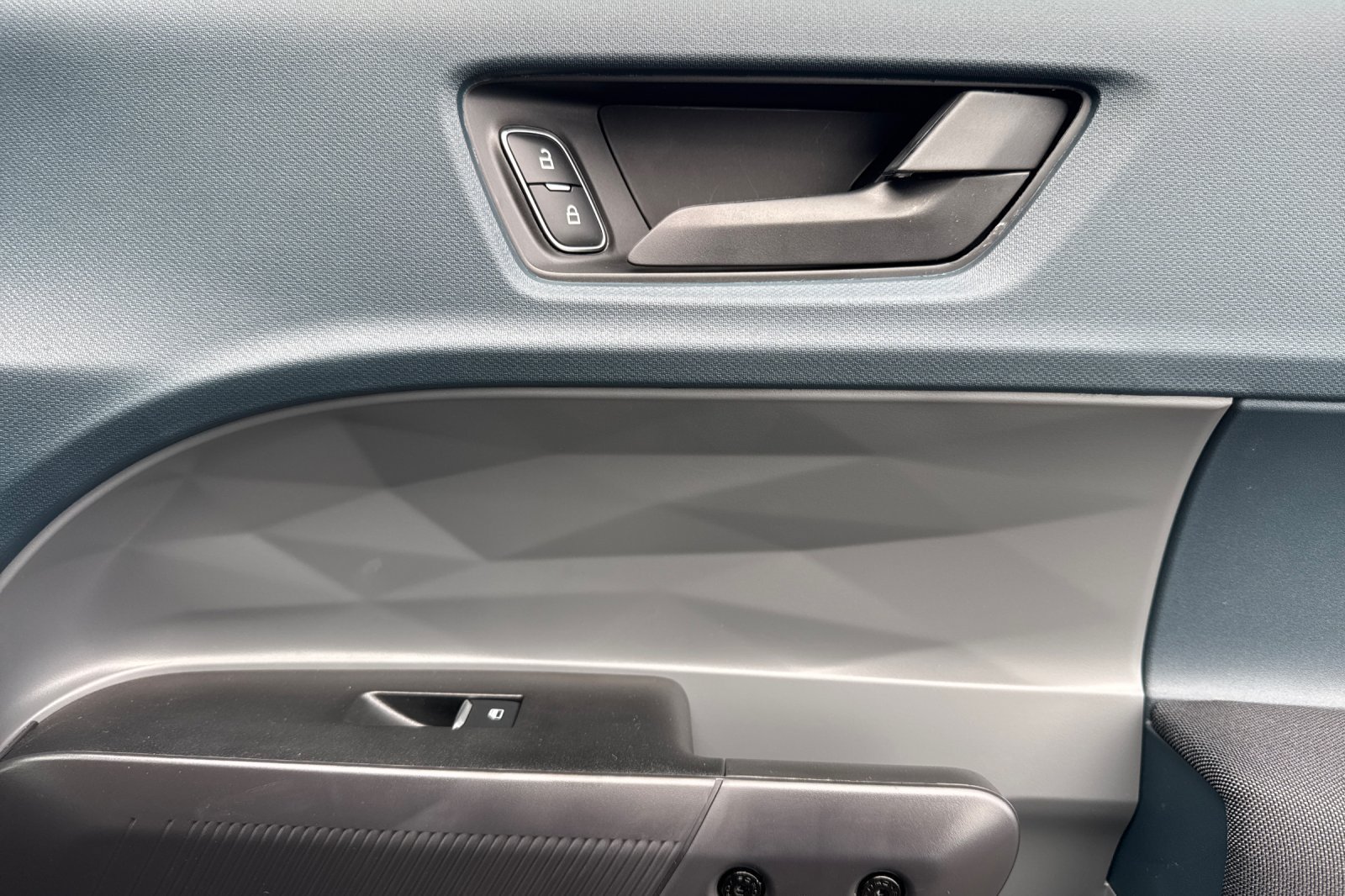 New 2026 Ford Maverick XL FWD image 18