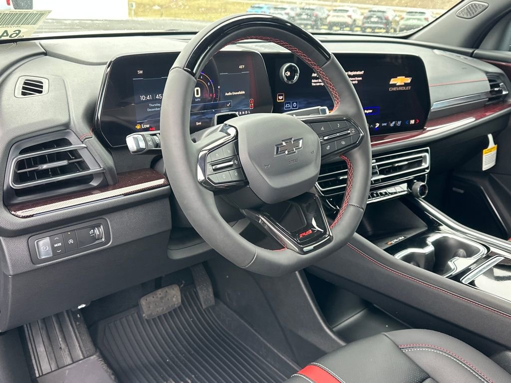 New 2026 Chevrolet Traverse RS w/ LPO, Floor Liner Package FWD image 24