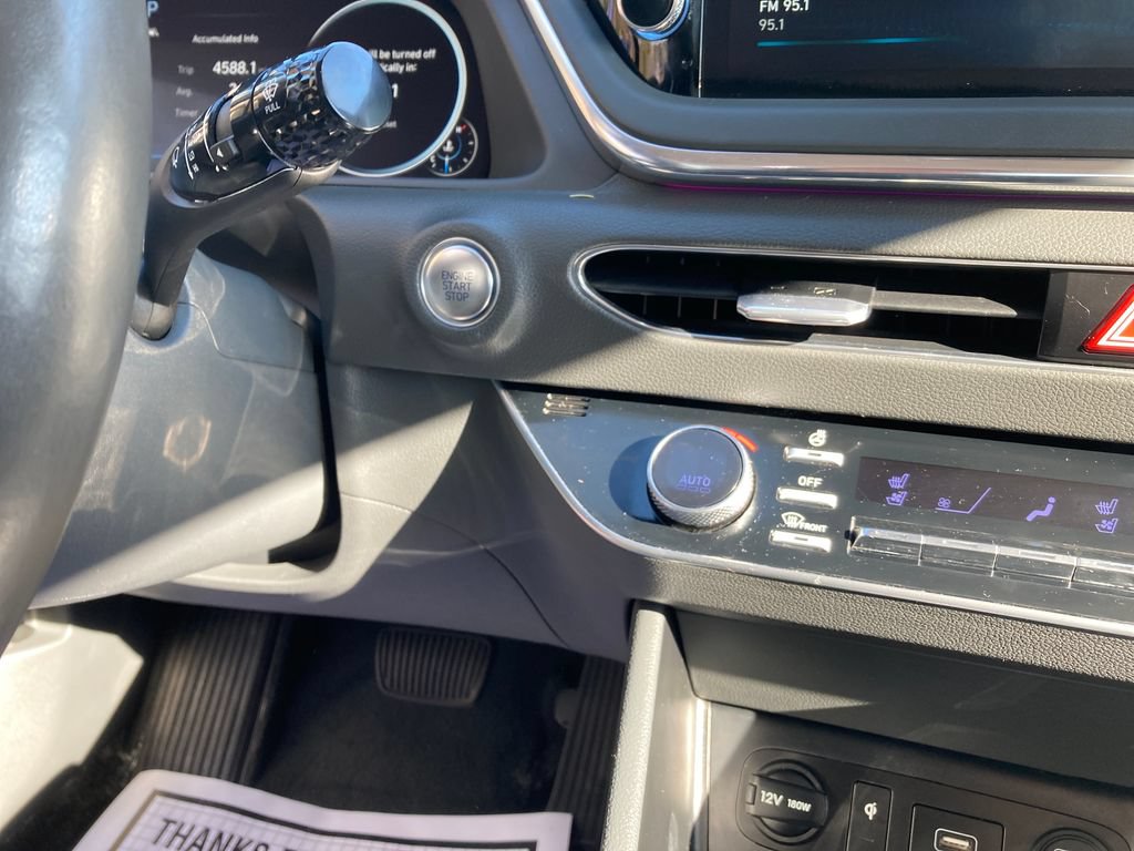 Used 2022 Hyundai Sonata Limited w/ Cargo Package FWD image 20