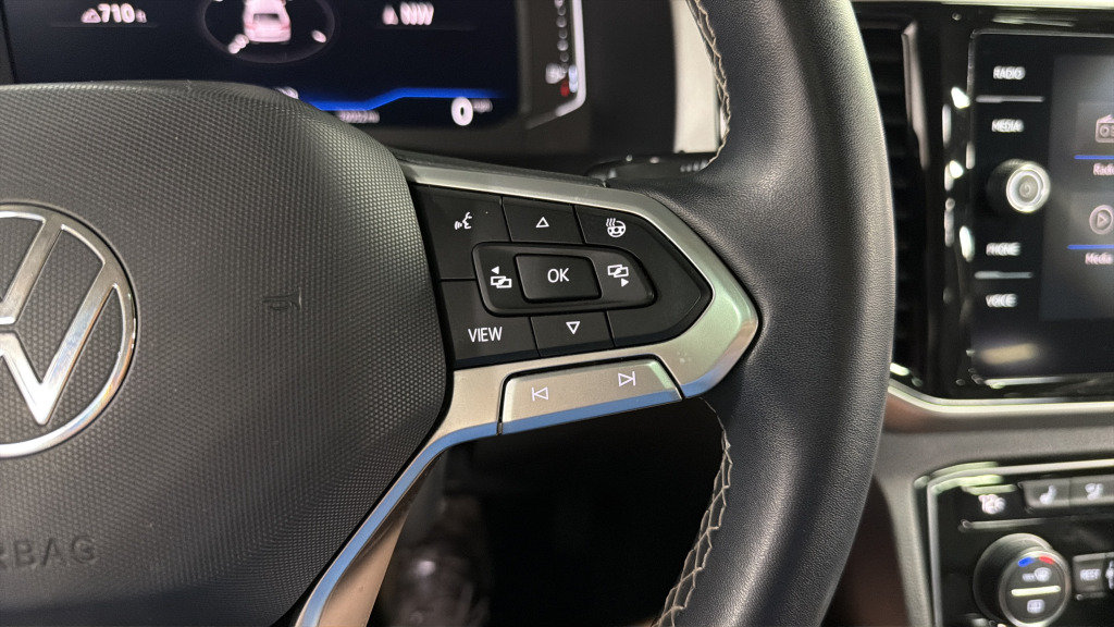 Used 2021 Volkswagen Atlas SEL AWD/4WD image 25