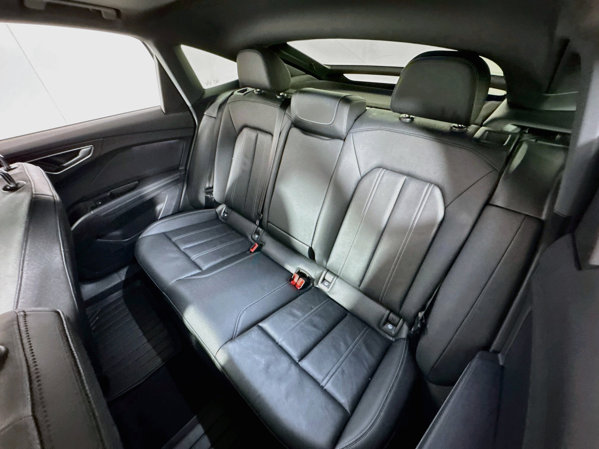 Used 2023 Audi Q4 e-tron Premium Plus w/ Premium Plus AWD/4WD image 22