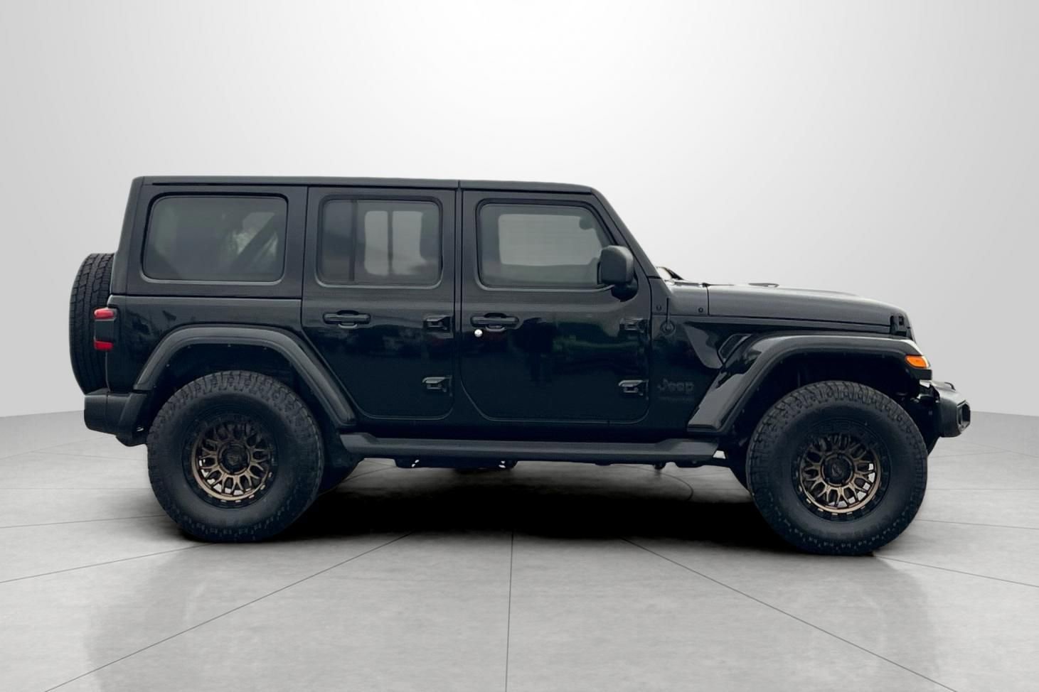 Used 2021 Jeep Wrangler Unlimited Sahara video 3