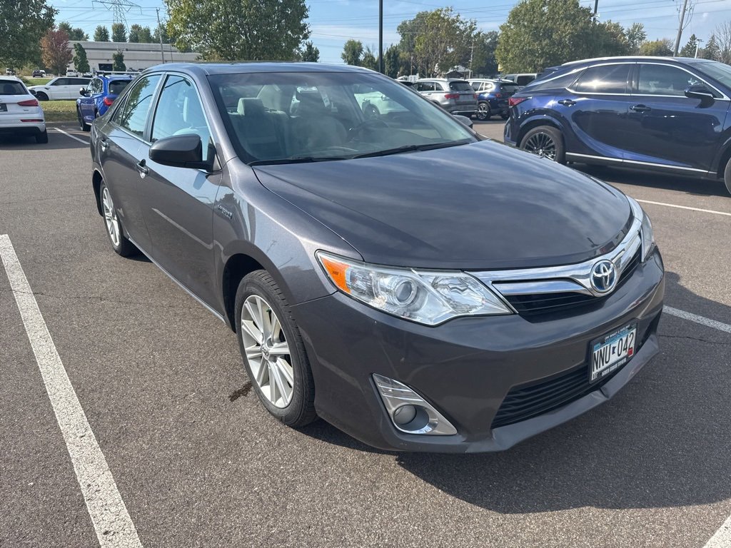 Used 2014 Toyota Camry XLE
