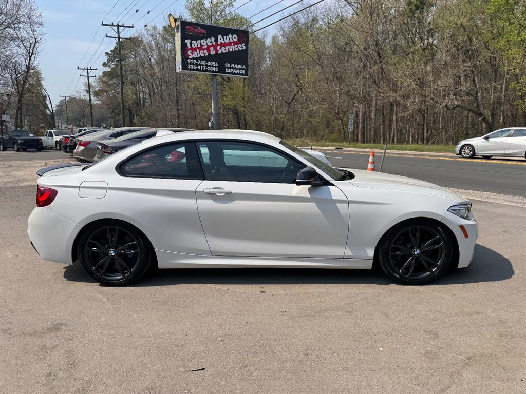 Used 2017 BMW M240i Coupe image 3