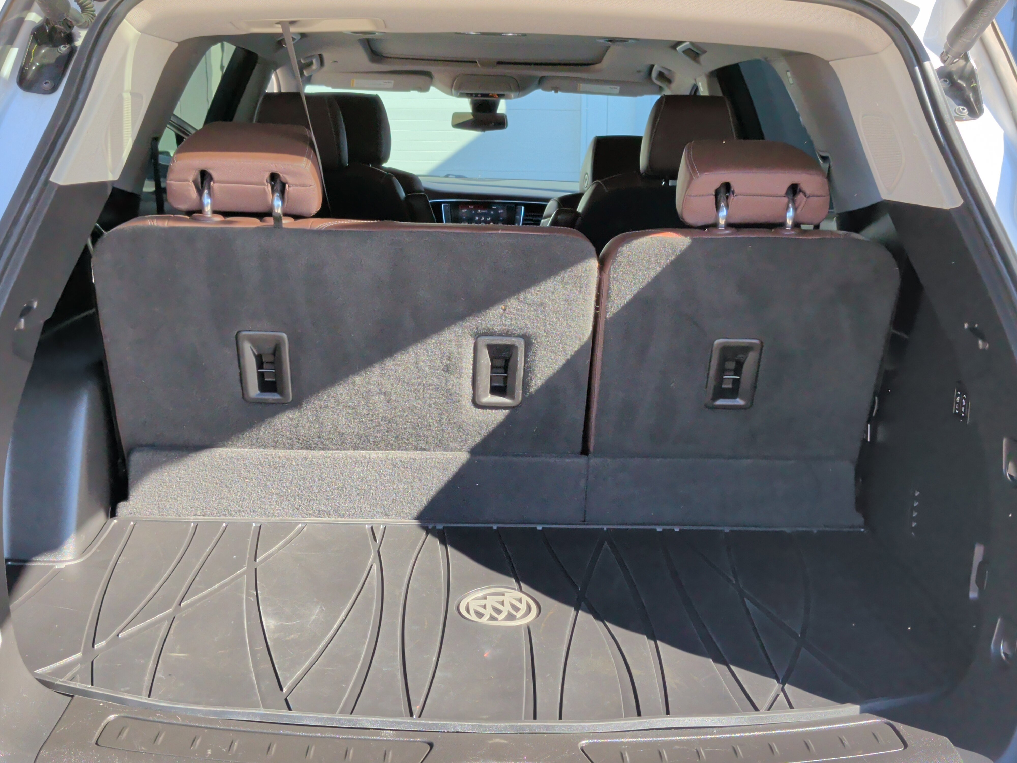 Used 2020 Buick Enclave Avenir w/ Avenir Technology Package image 33