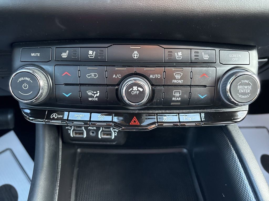 Used 2024 Dodge Durango GT image 29