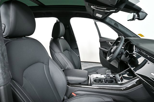 New 2025 Audi Q7 3.0T Prestige image 23