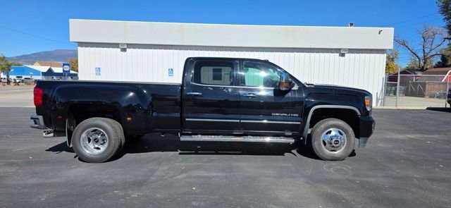Used 2015 GMC Sierra 3500 Denali w/ Duramax Plus Package image 6