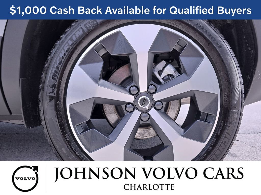 New 2026 Volvo XC40 B5 Plus w/ Protection Package Premier image 36