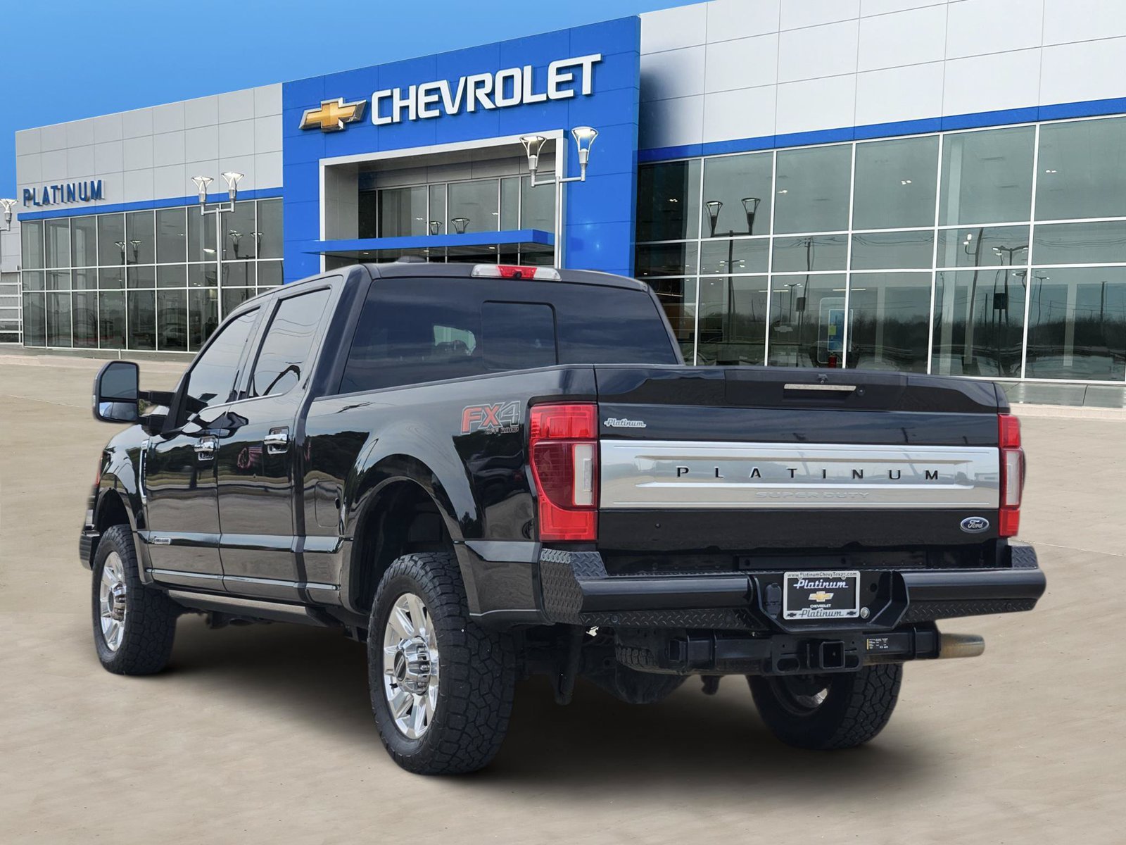 Used 2021 Ford F250 Platinum AWD/4WD image 4