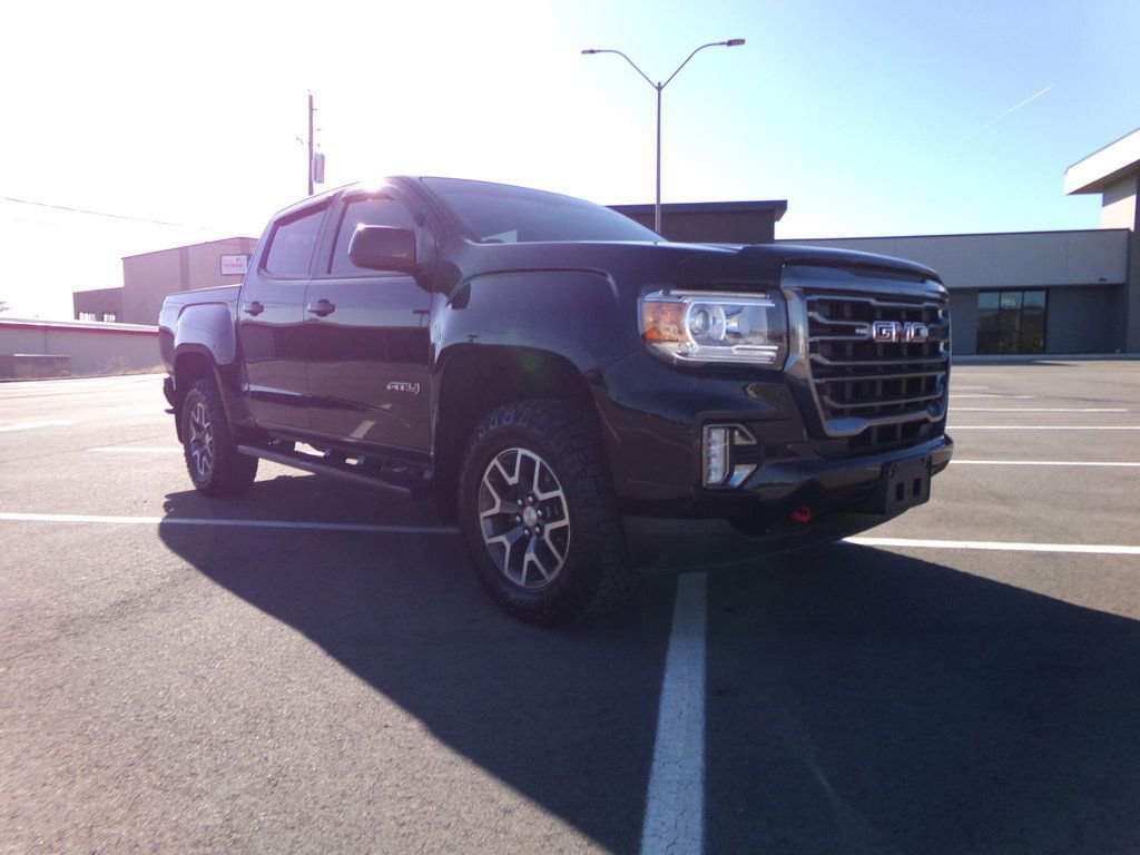 Used 2022 GMC Canyon AT4 w/ Trailering Package image 4