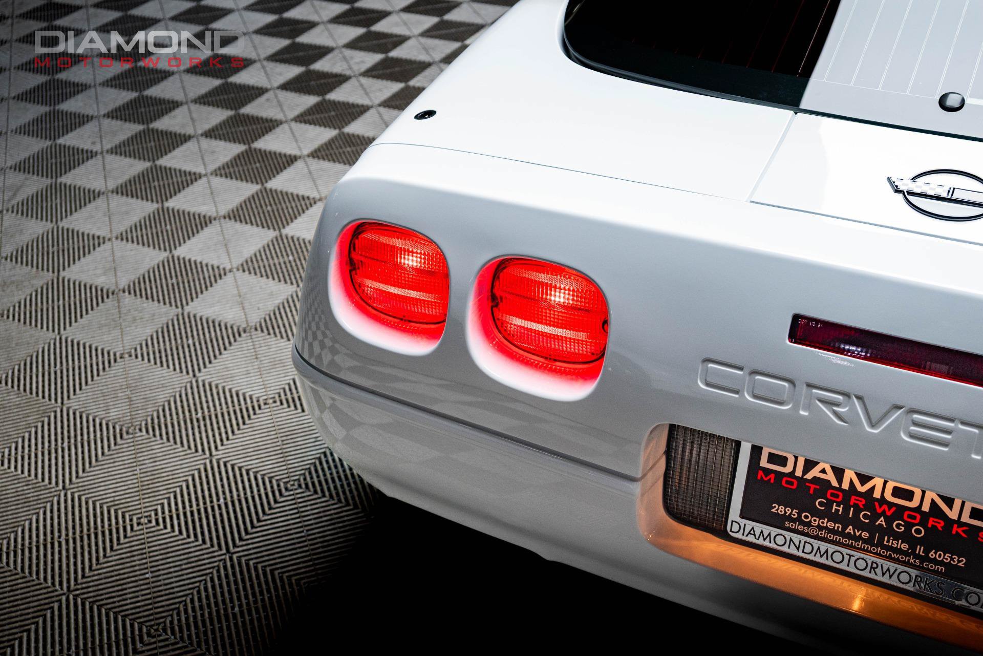 Used 1995 Chevrolet Corvette Coupe RWD image 59