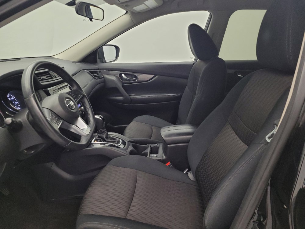 Used 2018 Nissan Rogue SV AWD/4WD image 17