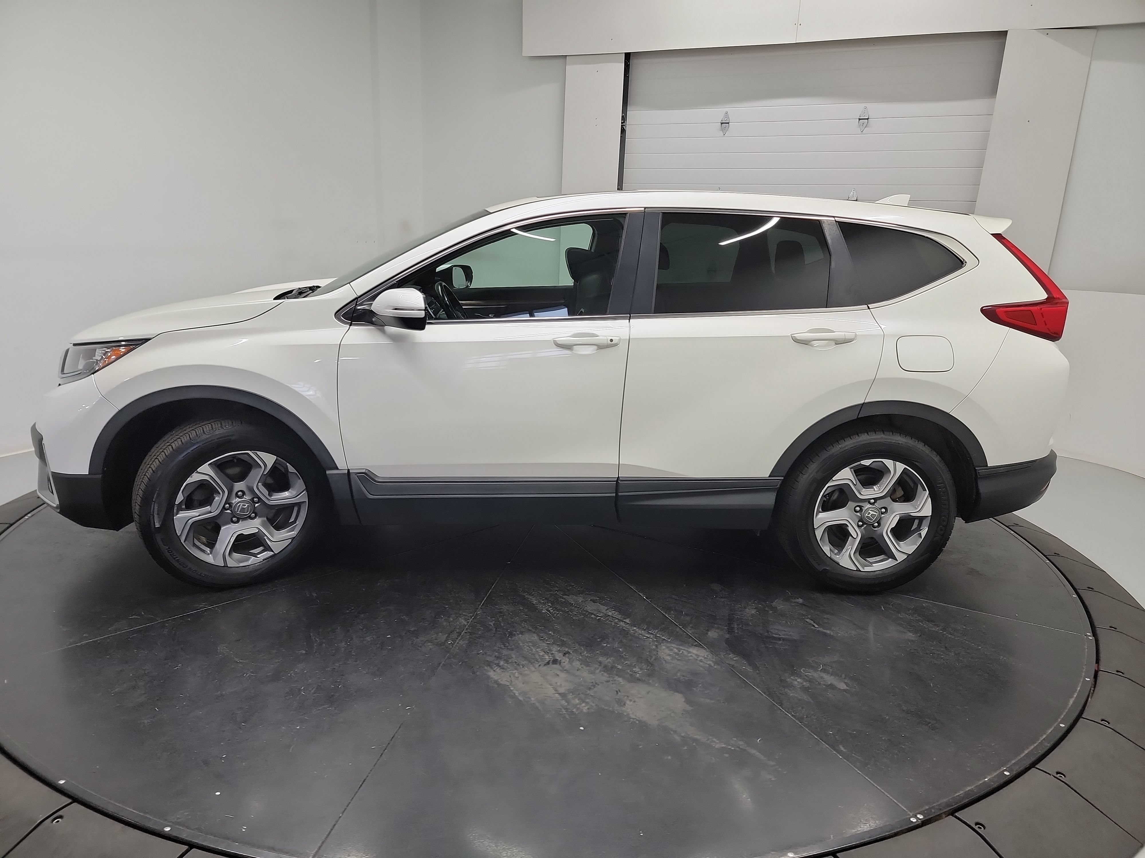 Used 2018 Honda CR-V EX-L image 4