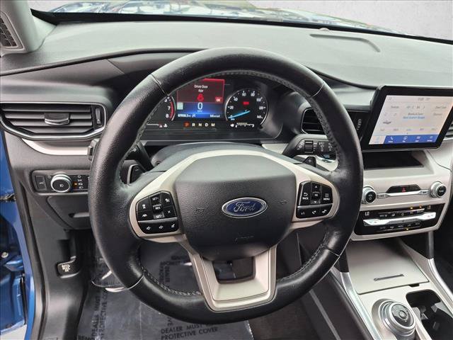 Used 2020 Ford Explorer XLT w/ Equipment Group 202A RWD image 11