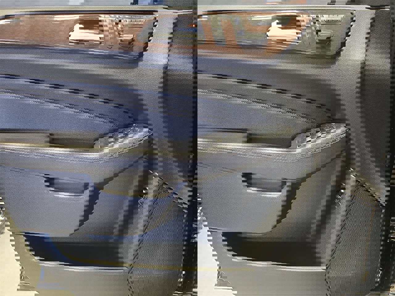 Used 2015 Mercedes-Benz ML 350 2WD image 27