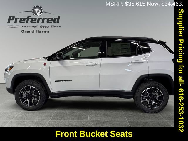 New 2026 Jeep Compass Trailhawk image 9