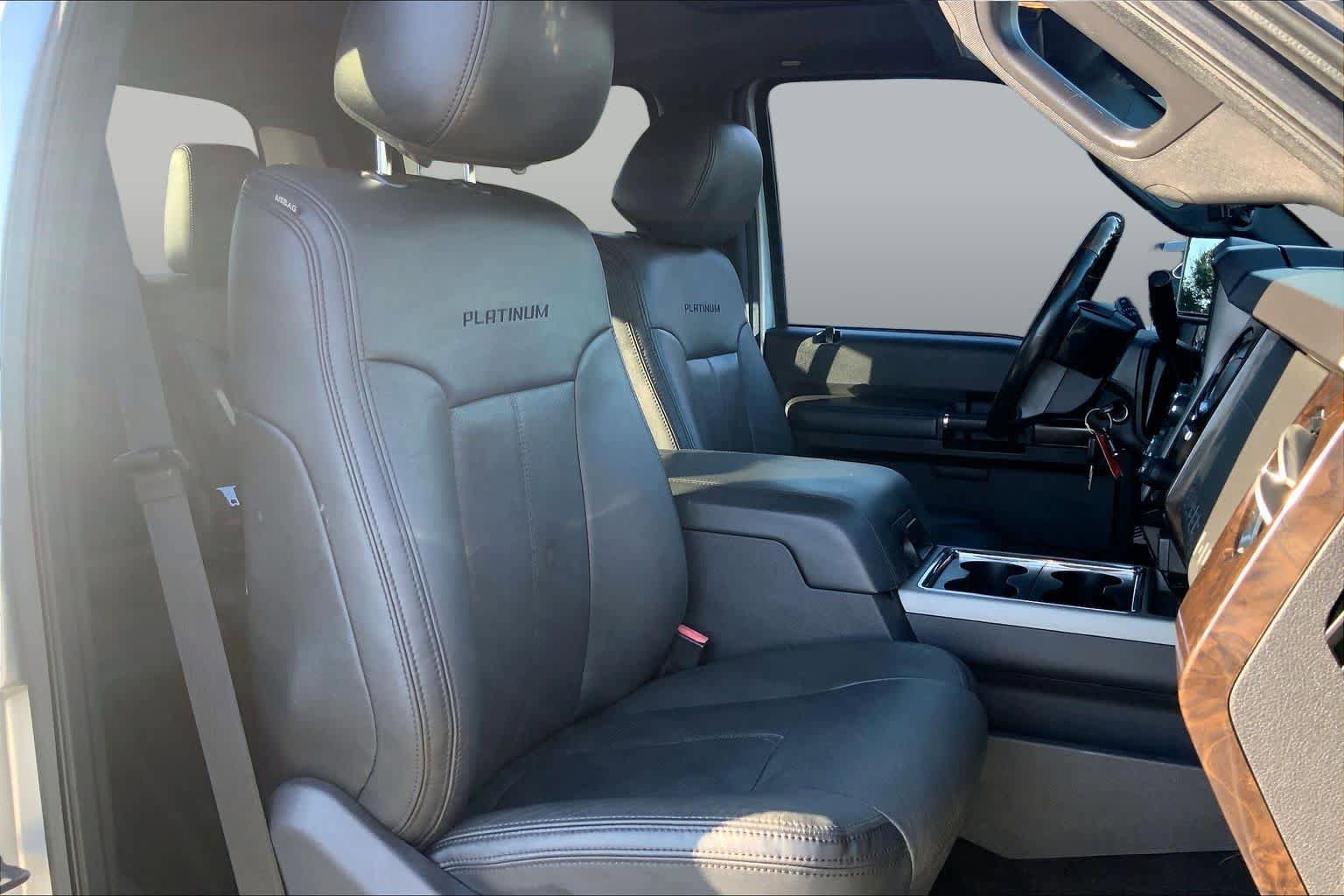 Used 2015 Ford F250 Platinum AWD/4WD image 9