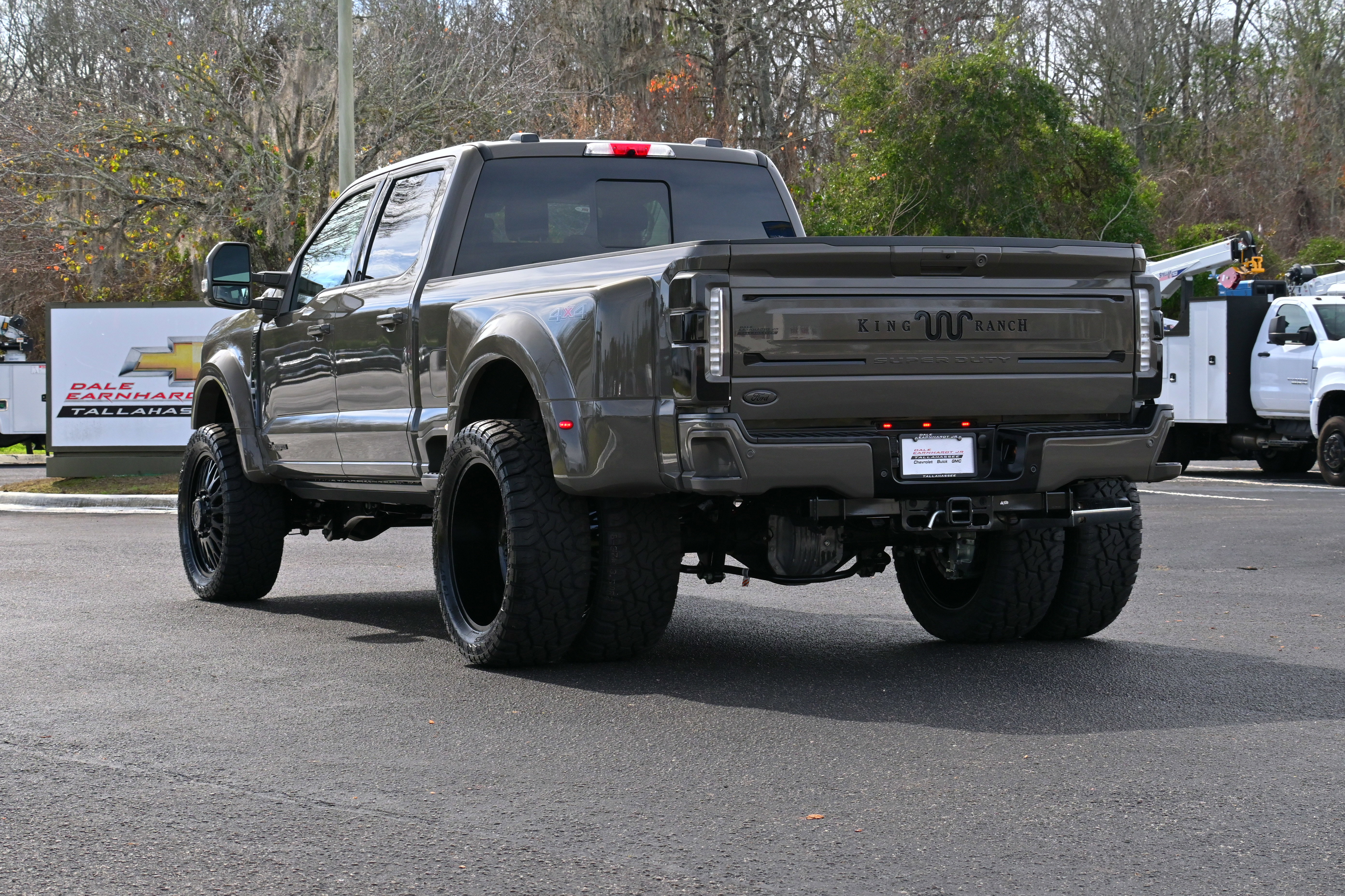 Used 2026 Ford F450 King Ranch w/ Chrome Package image 3