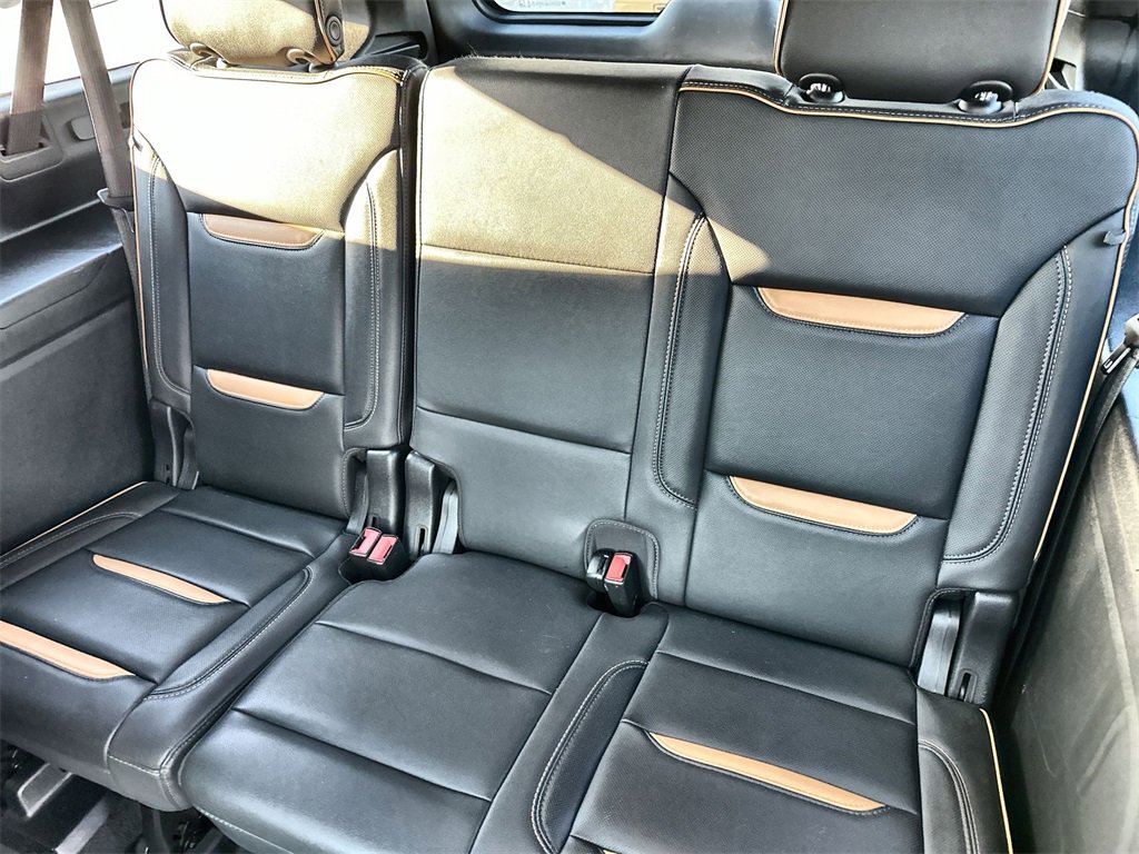Certified 2022 GMC Yukon XL AT4 w/ Max Trailering Package image 18