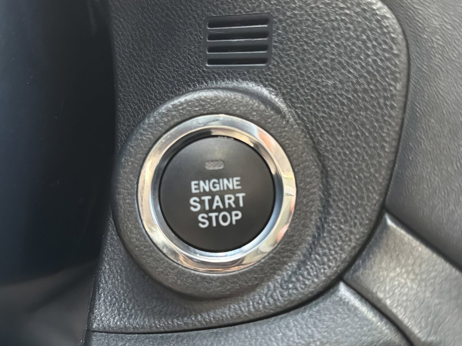 Certified 2025 Subaru Outback Premium w/ Popular Package #1A image 36