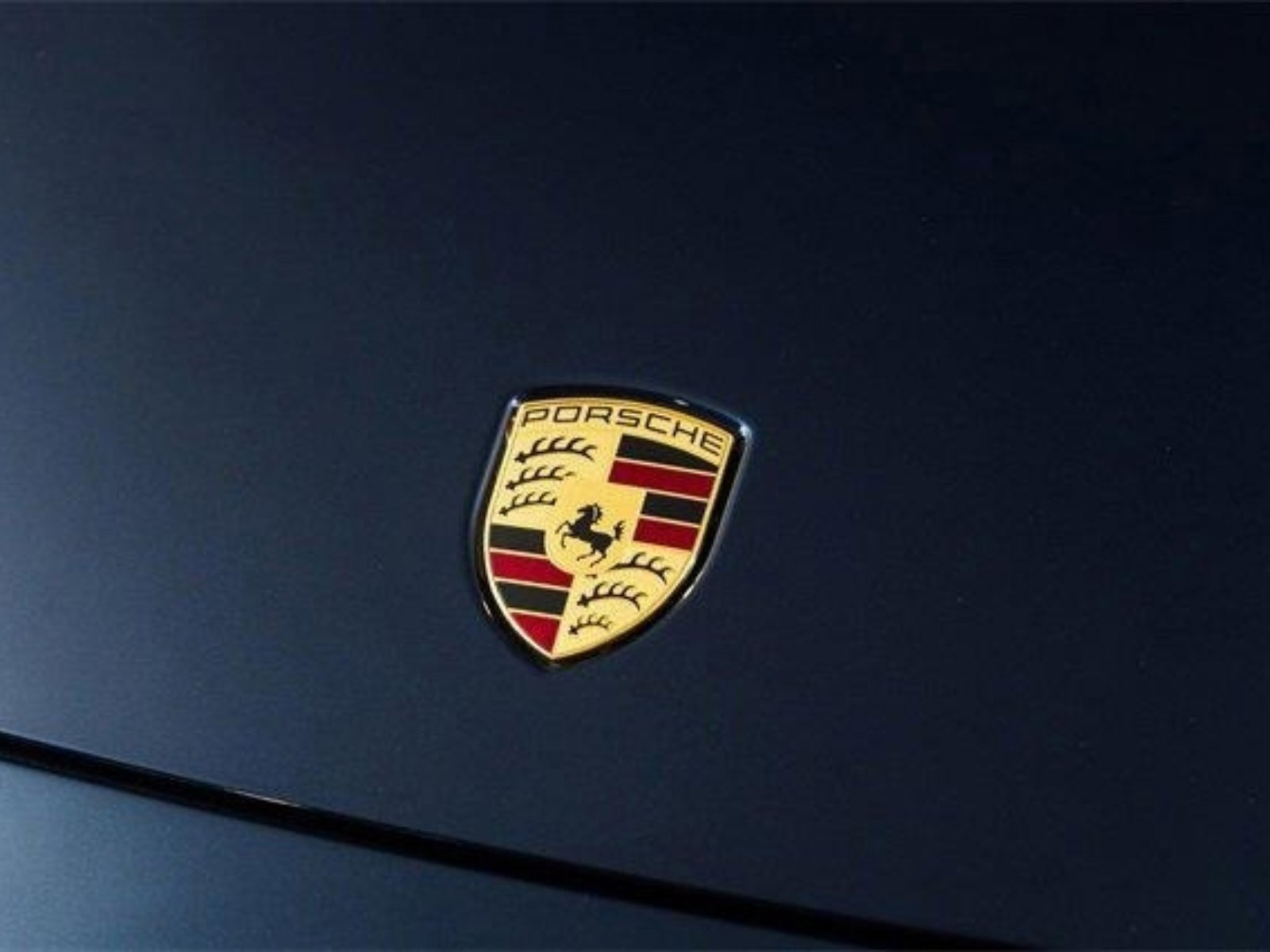 Used 2023 Porsche Panamera 4 Platinum Edition w/ Assistance Package image 24