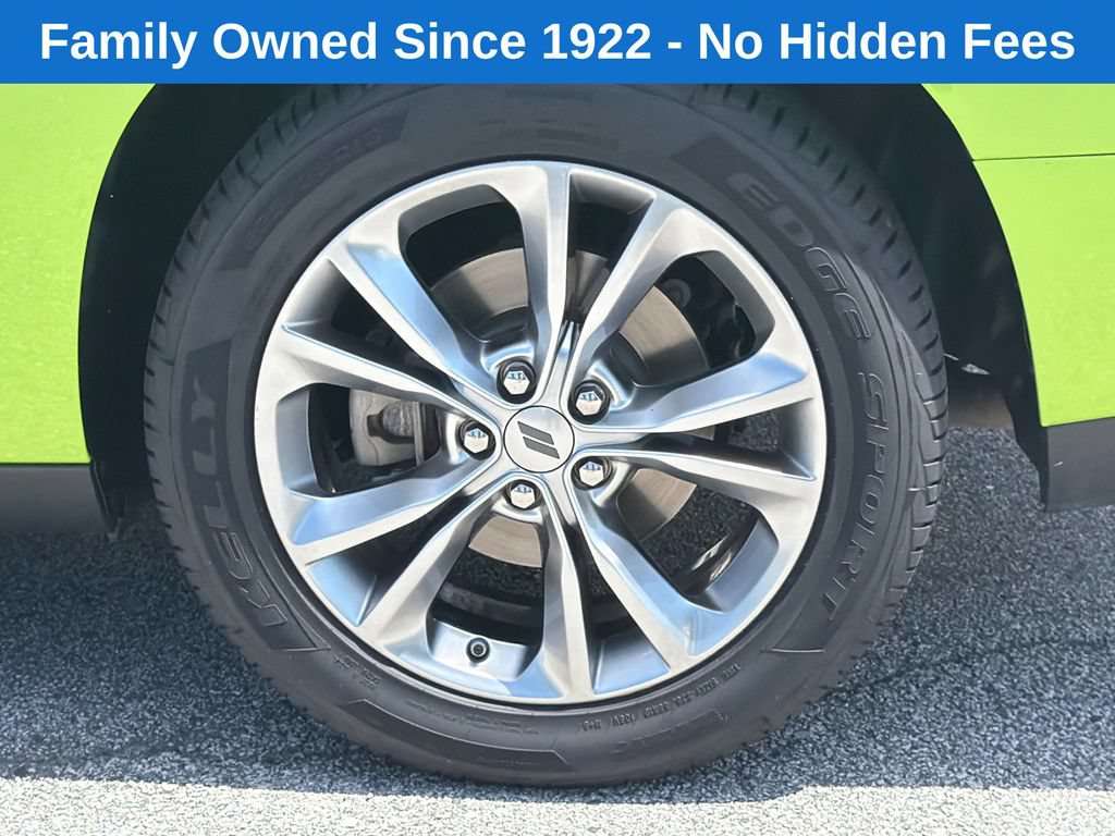 Used 2023 Dodge Challenger SXT AWD/4WD image 17