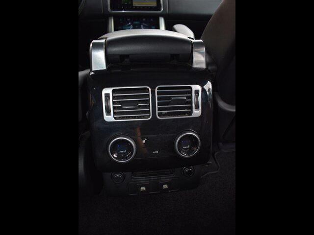Used 2020 Land Rover Range Rover HSE AWD/4WD image 30
