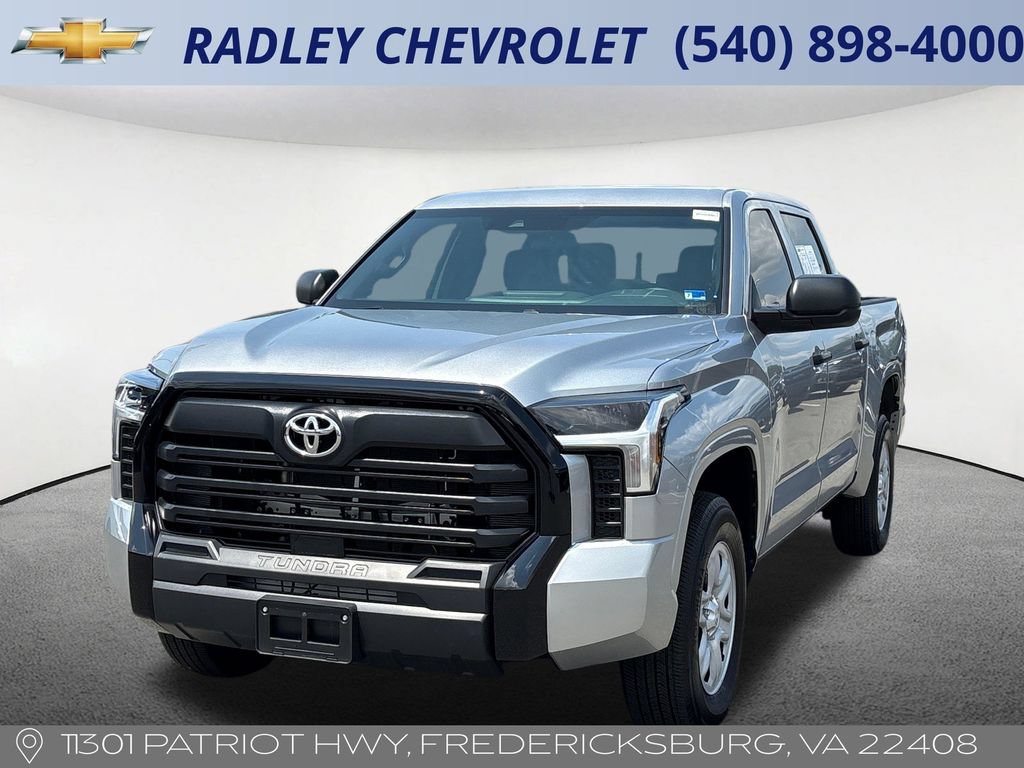 Used 2025 Toyota Tundra SR AWD/4WD image 1