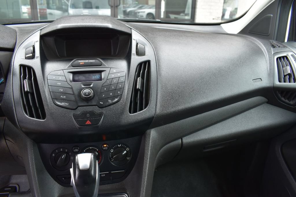 Used 2016 Ford Transit Connect XL FWD image 18
