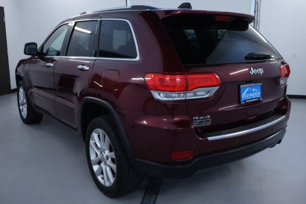 Used 2017 Jeep Grand Cherokee Limited w/ Luxury Group II AWD/4WD image 5