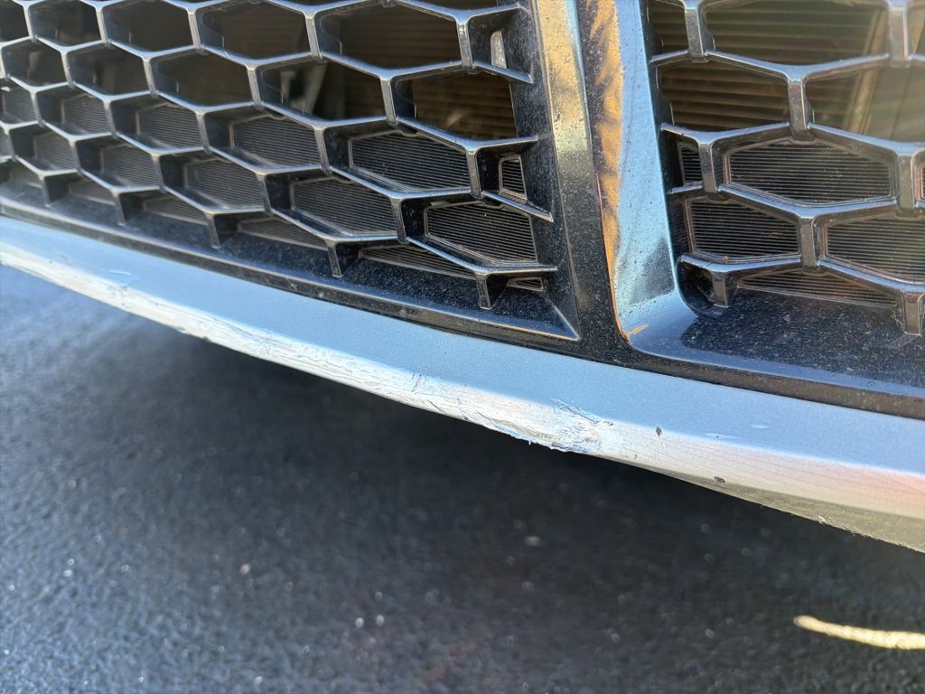 Used 2017 Toyota Camry SE w/ Moonroof Package image 16