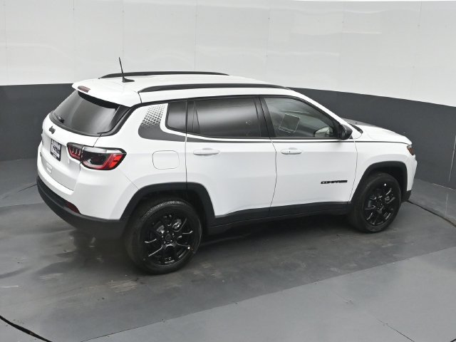 New 2027 Jeep Compass Latitude AWD/4WD image 43