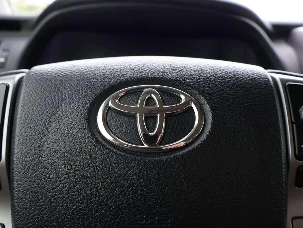 Used 2022 Toyota 4Runner Limited AWD/4WD image 27