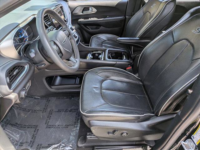Used 2022 Chrysler Pacifica Limited w/ S Appearance Package image 18