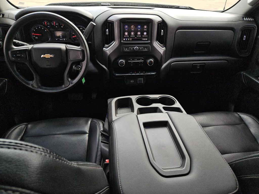 Used 2020 Chevrolet Silverado 1500 Custom w/ Custom Value Package image 11