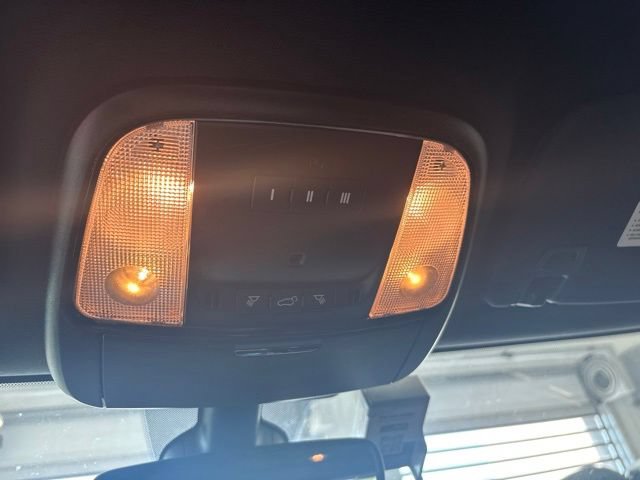 Used 2025 Dodge Durango GT AWD/4WD image 38
