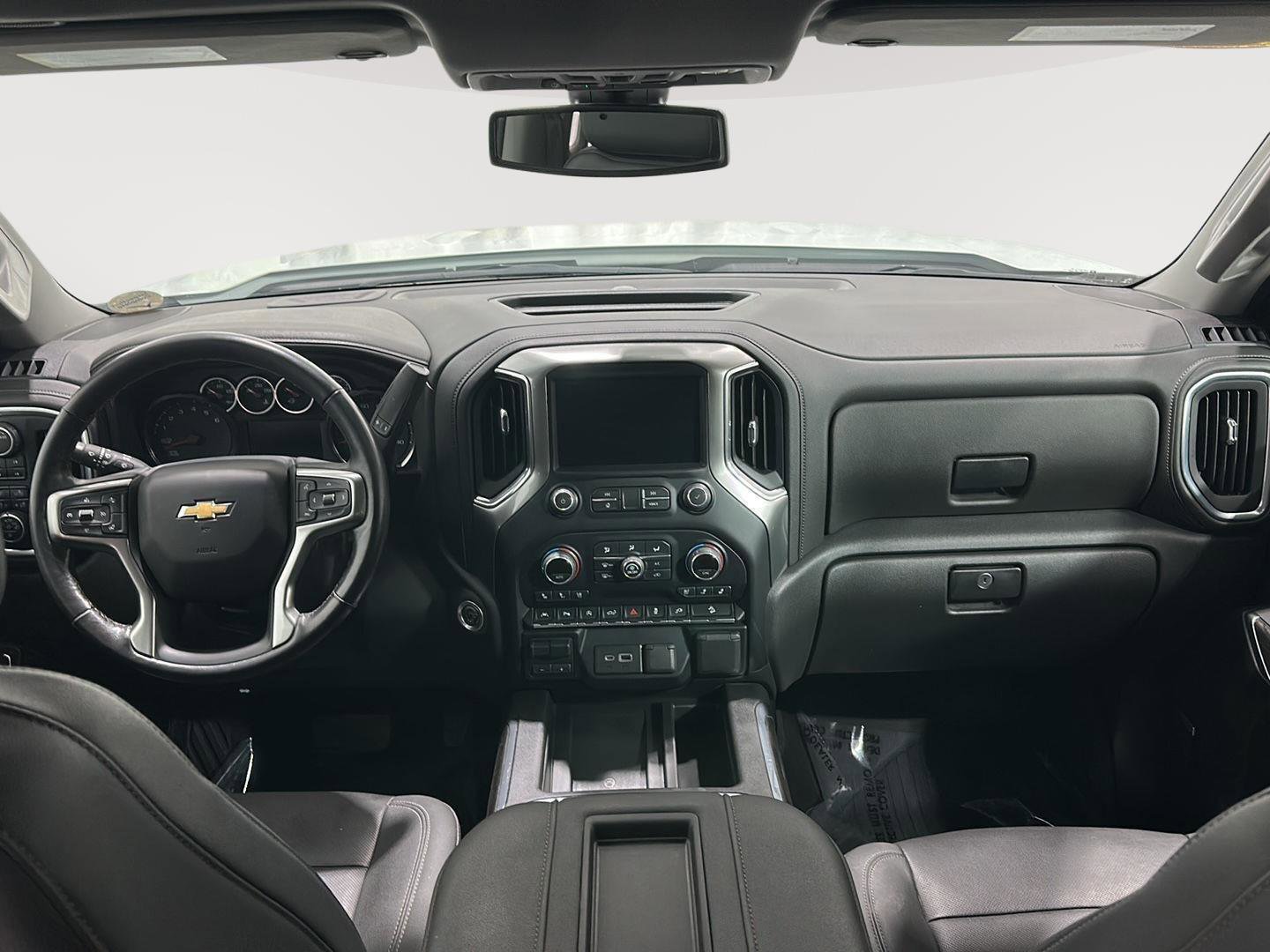 Used 2022 Chevrolet Silverado 1500 LTZ w/ LTZ Premium Package image 18