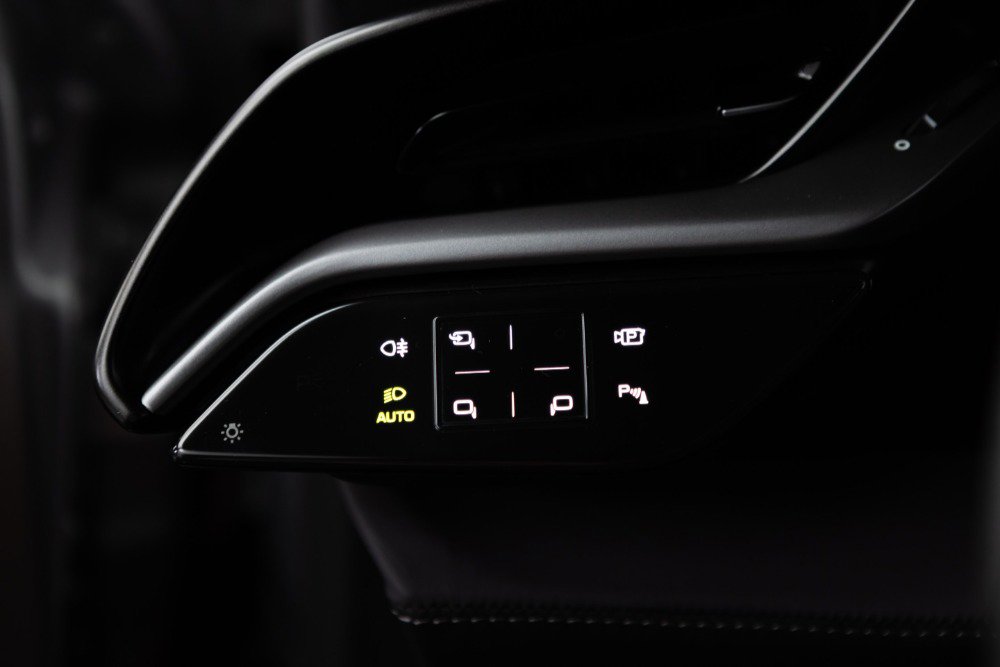 Certified 2021 Ferrari SF90 Stradale image 76