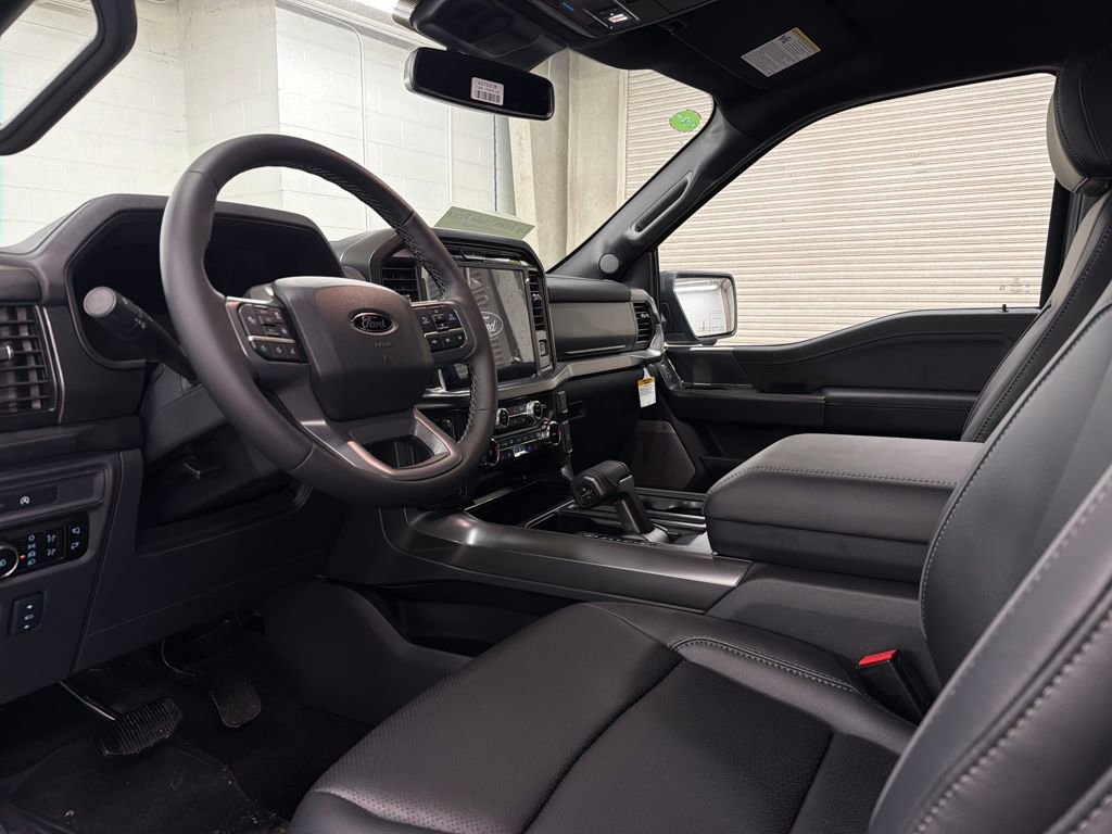 New 2025 Ford F150 Lariat w/ Equipment Group 501A Mid image 6