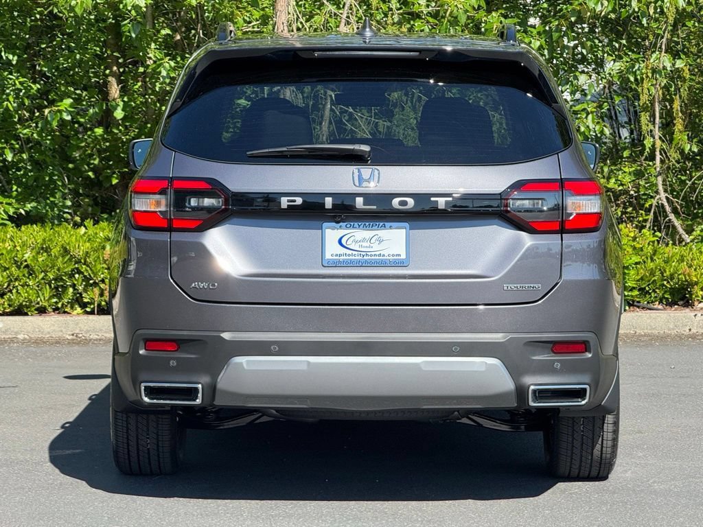 Certified 2026 Honda Pilot Touring image 25