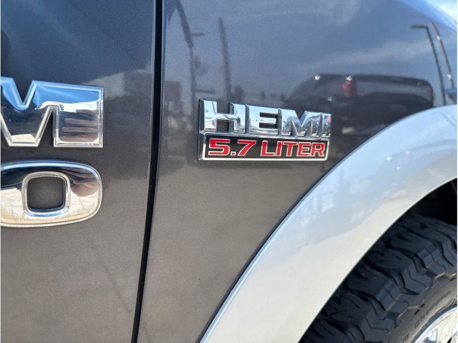 Used 2014 RAM 1500 Laramie w/ Convenience Group AWD/4WD image 35