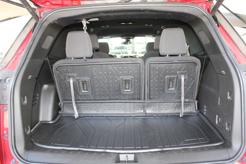 Used 2022 Chevrolet Traverse LT w/ LPO, Floor Liner Package image 60